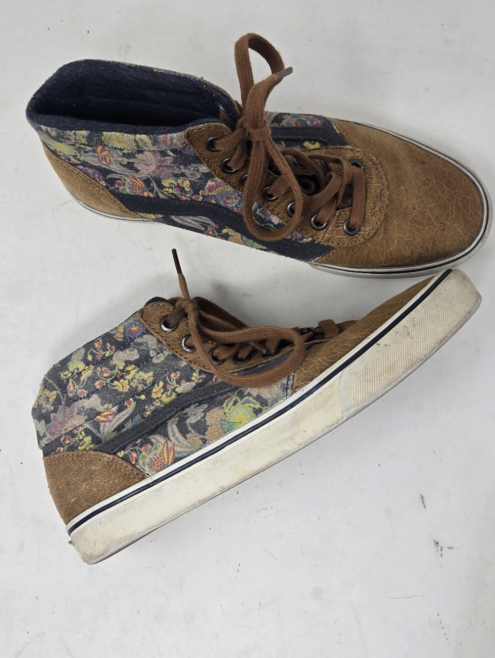 Vans Lace Up Brown Floral High-Top Sneakers Women's Size 7.0
